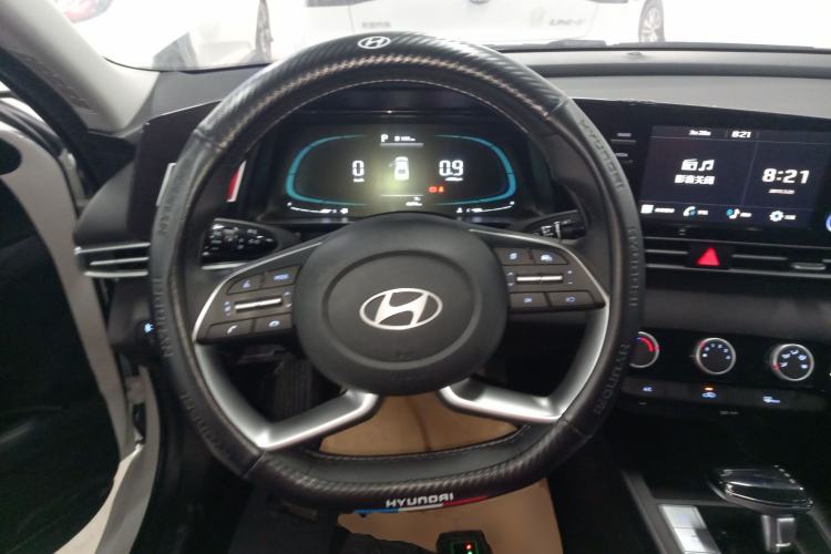 Used Hyundai Elantra 2023 1.5L CVT GLX Elite Edition Steering Wheel