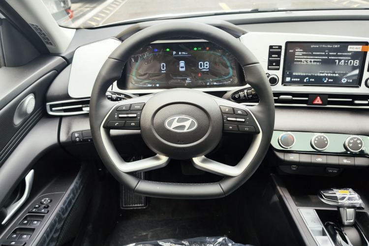 Used Hyundai Elantra 2023 1.5L CVT GLX Elite Edition Steering Wheel