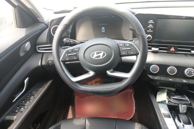 Used Hyundai Elantra 2023 1.5L CVT GLX Elite Edition Steering Wheel