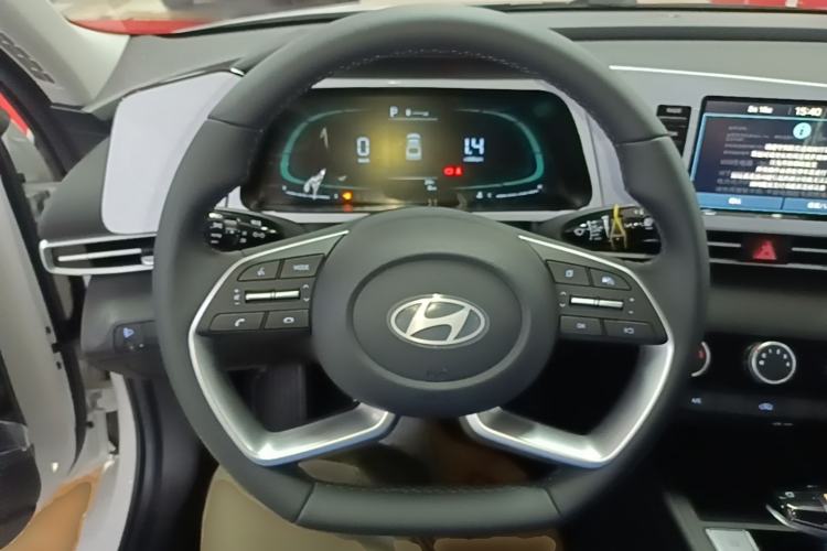 Used Hyundai Elantra 2023 1.5L CVT GLX Elite Edition Steering Wheel