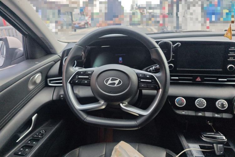 Used Hyundai Elantra 2023 1.5L CVT GLX Elite Edition Steering Wheel