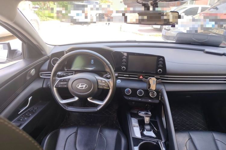 Used Hyundai Elantra 2023 1.5L CVT GLX Elite Edition Steering Wheel