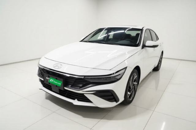 Used Hyundai Elantra 2023 1.5L CVT LUX Prestige Edition