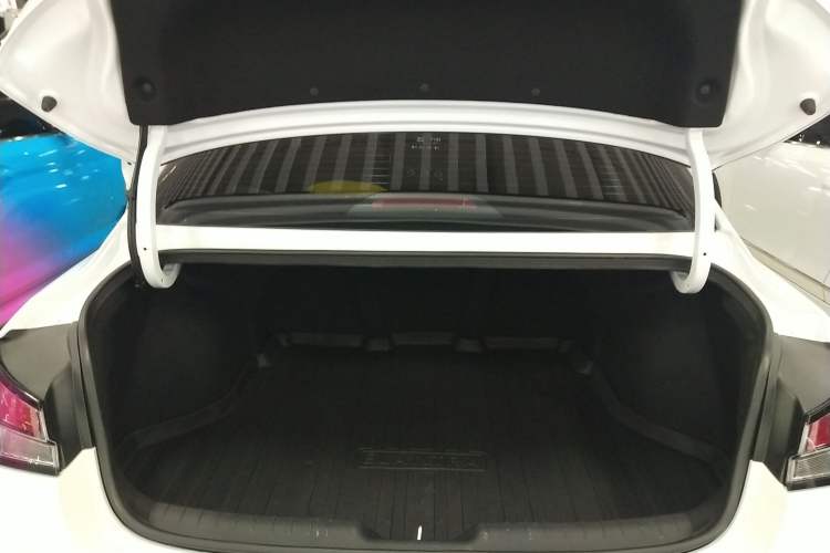 Used Hyundai Elantra 2023 1.5L CVT GLX Elite Edition Trunk