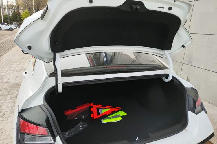 Used Hyundai Elantra 2023 1.5L CVT GLX Elite Edition Trunk