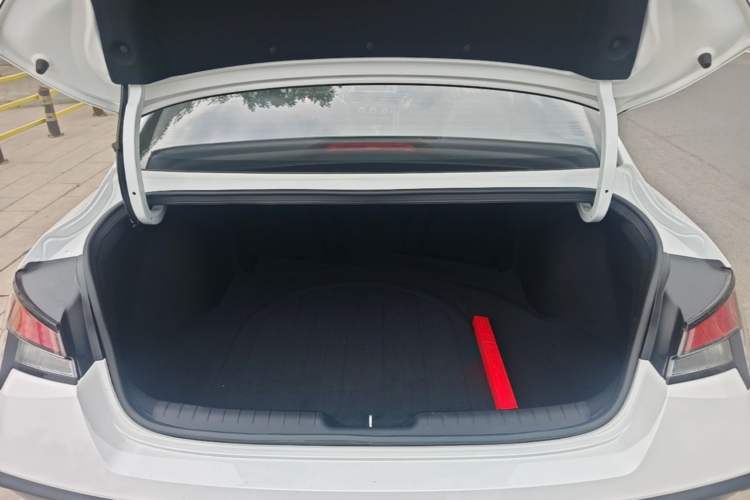 Used Hyundai Elantra 2023 1.5L CVT GLX Elite Edition Trunk