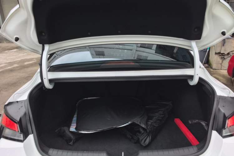 Used Hyundai Elantra 2023 1.5L CVT GLX Elite Edition Trunk