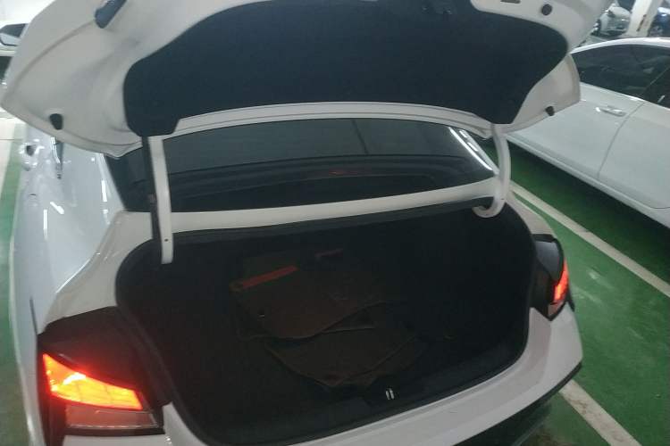 Used Hyundai Elantra 2023 1.5L CVT GLX Elite Edition Trunk