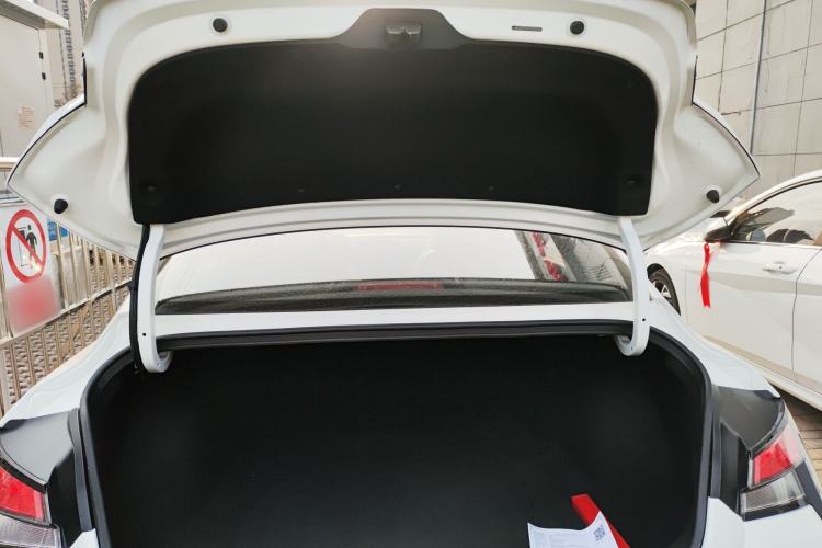 Used Hyundai Elantra 2023 1.5L CVT GLX Elite Edition Trunk
