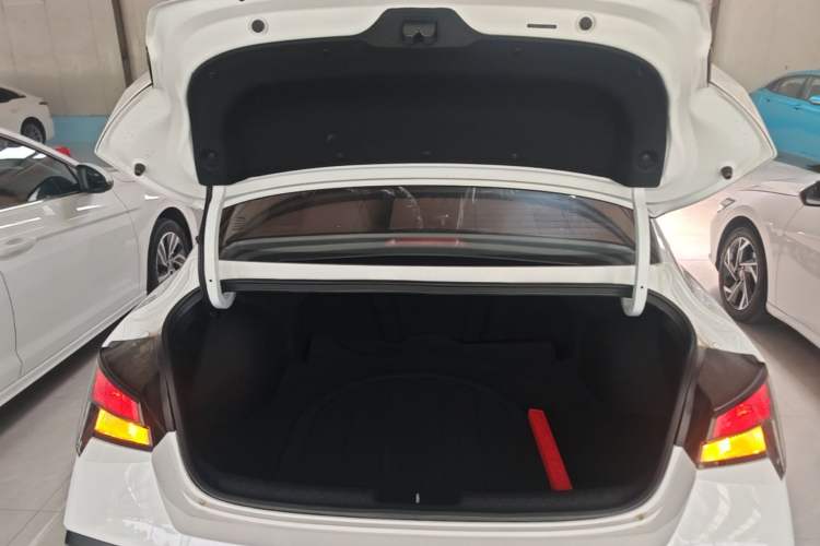 Used Hyundai Elantra 2023 1.5L CVT GLX Elite Edition Trunk