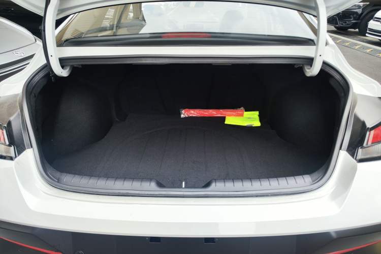 Used Hyundai Elantra 2023 1.5L CVT GLX Elite Edition Trunk