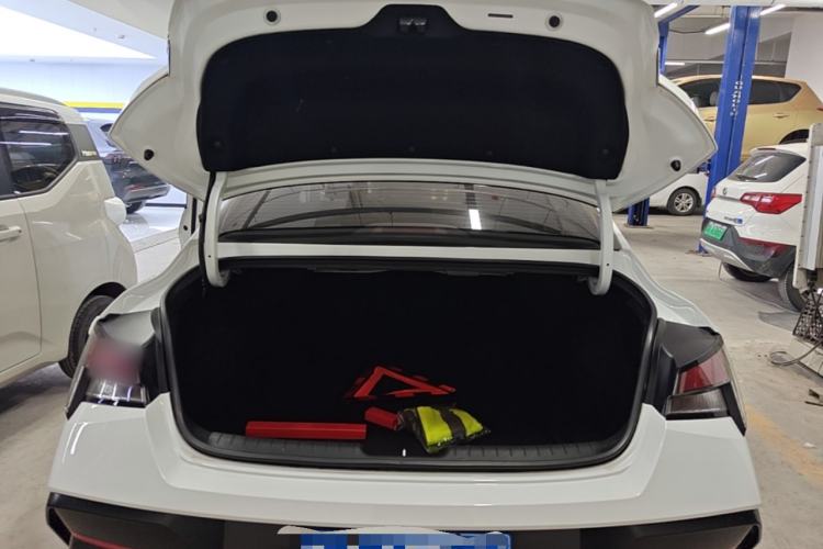 Used Hyundai Elantra 2023 1.5L CVT GLX Elite Edition Trunk