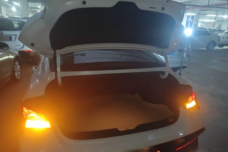 Used Hyundai Elantra 2023 1.5L CVT GLX Elite Edition Trunk