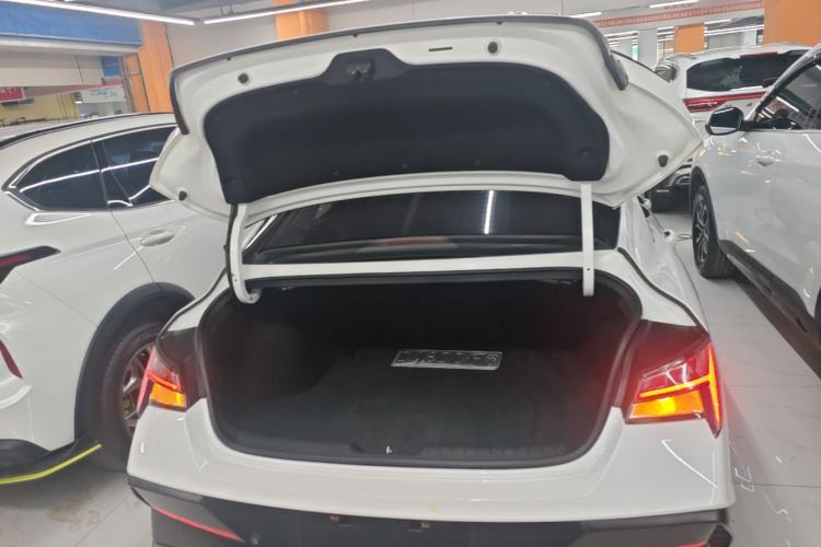 Used Hyundai Elantra 2023 1.5L CVT GLX Elite Edition Trunk