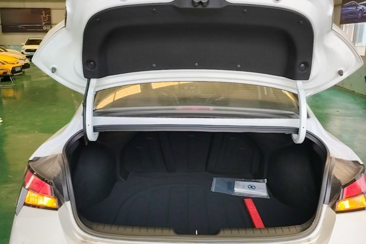 Used Hyundai Elantra 2023 1.5L CVT GLX Elite Edition Trunk