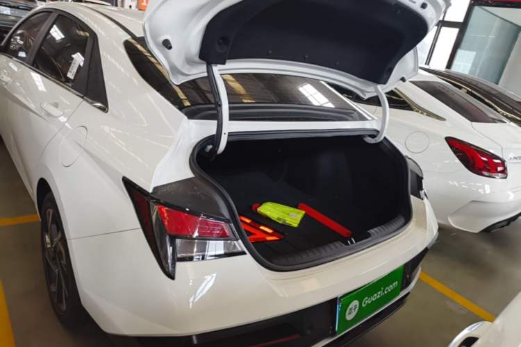 Used Hyundai Elantra 2023 1.5L CVT GLX Elite Edition Trunk