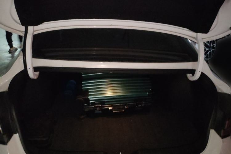 Used Hyundai Elantra 2023 1.5L CVT LUX Prestige Edition Trunk