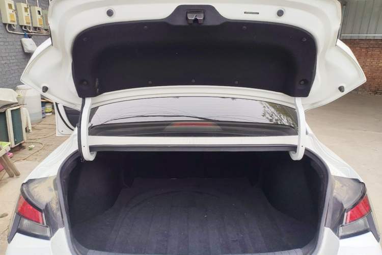 Used Hyundai Elantra 2023 1.5L CVT GLX Elite Edition Trunk