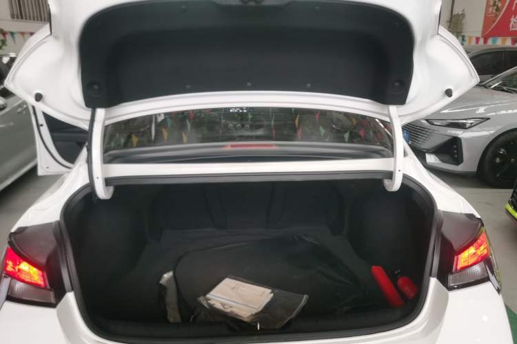 Used Hyundai Elantra 2023 1.5L CVT GLX Elite Edition Trunk