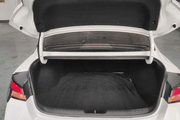 Used Hyundai Elantra 2023 1.5L CVT GLX Elite Edition Trunk