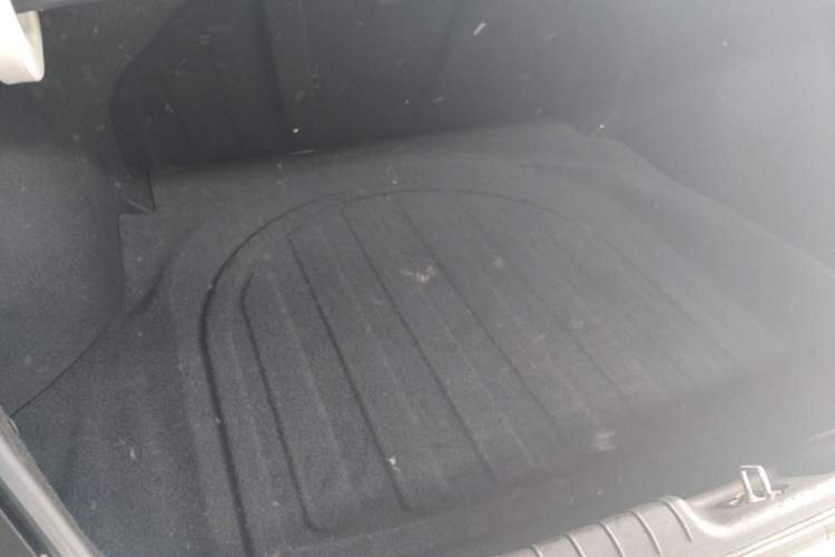 Used Hyundai Elantra 2023 1.5L CVT GLS Leading Edition Trunk