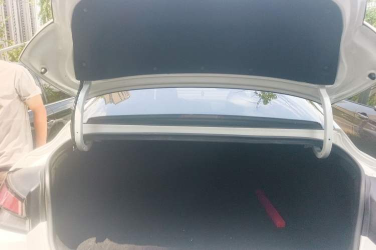 Used Hyundai Elantra 2023 1.5L CVT GLX Elite Edition Trunk