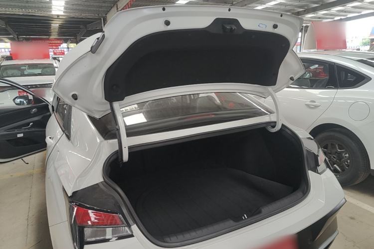 Used Hyundai Elantra 2023 1.5L CVT GLX Elite Edition Trunk