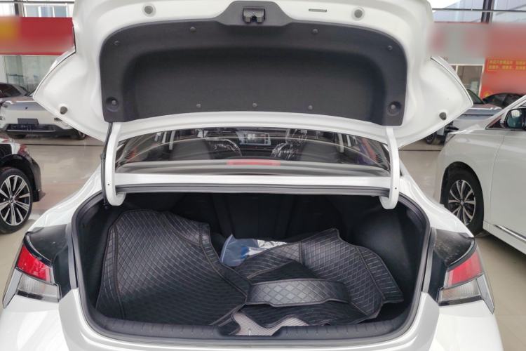 Used Hyundai Elantra 2023 1.5L CVT GLX Elite Edition Trunk