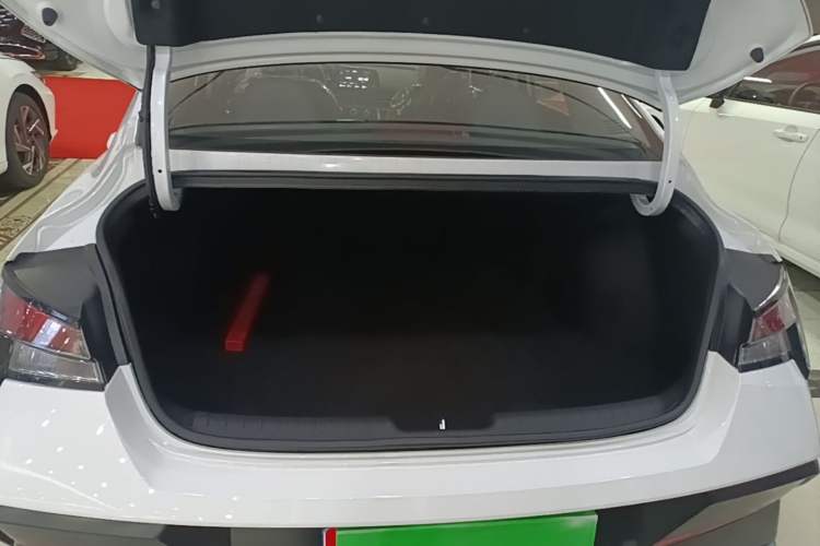 Used Hyundai Elantra 2023 1.5L CVT GLX Elite Edition Trunk