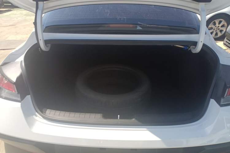 Used Hyundai Elantra 2023 1.5L CVT GLX Elite Edition Trunk