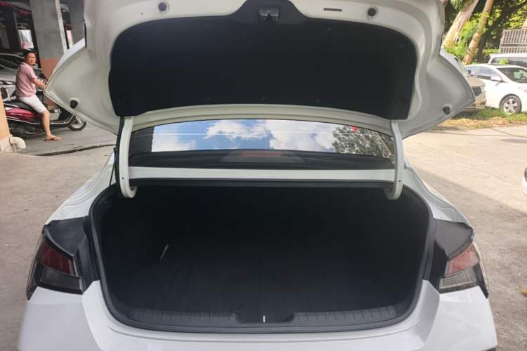Used Hyundai Elantra 2023 1.5L CVT GLX Elite Edition Trunk