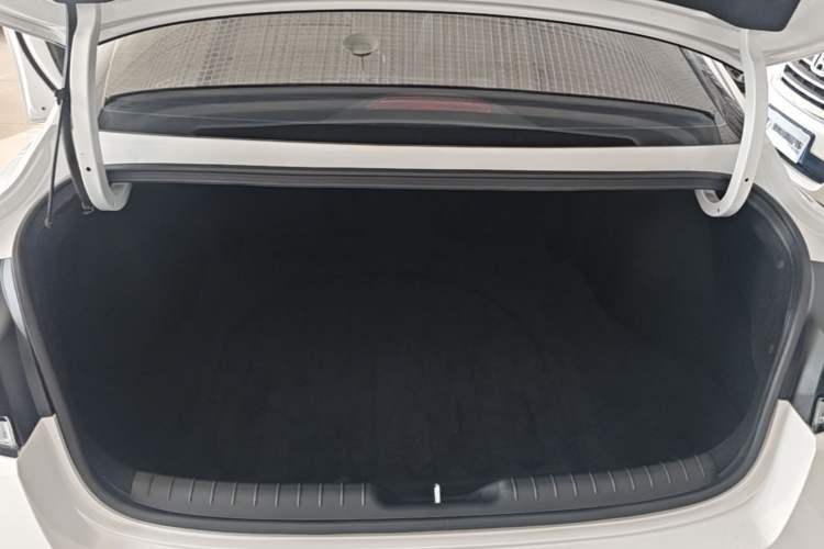 Used Hyundai Elantra 2023 1.5L CVT GLX Elite Edition Trunk