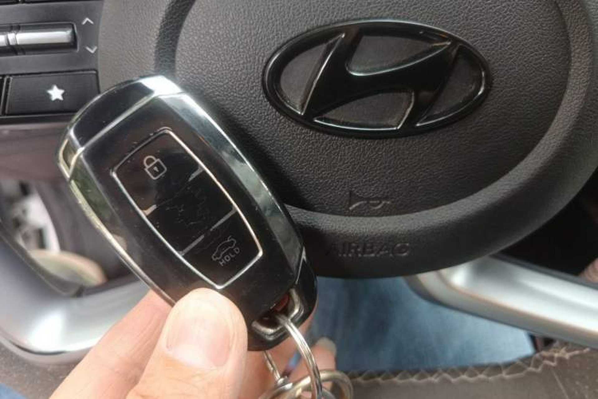 Used Hyundai Elantra 2023 1.5L CVT LUX Prestige Edition Vehicle Key