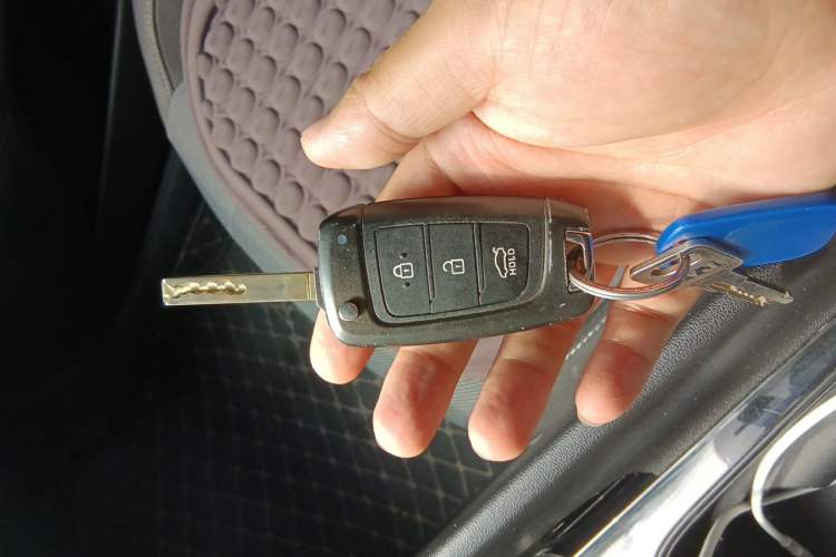 Used Hyundai Elantra 2023 1.5L CVT GLS Leading Edition Vehicle Key