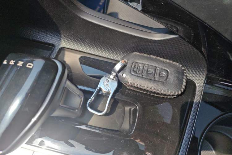 Used Hyundai Elantra 2023 1.5L CVT LUX Prestige Edition Vehicle Key