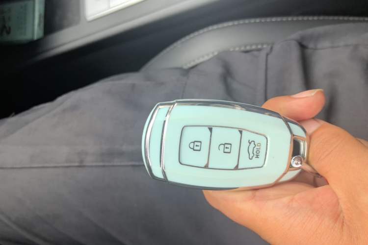 Used Hyundai Elantra 2023 1.5L CVT GLX Elite Edition Vehicle Key
