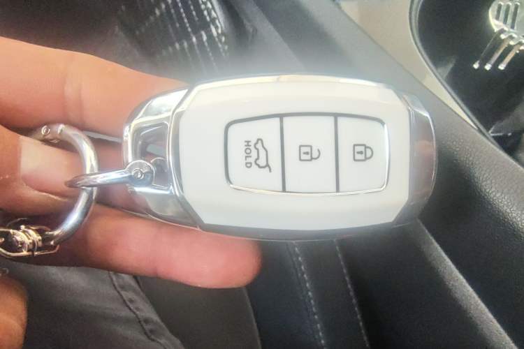 Used Hyundai Elantra 2023 1.5L CVT GLX Elite Edition Vehicle Key