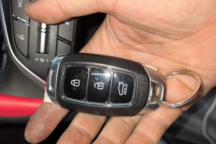 Used Hyundai Elantra 2023 1.5L CVT GLX Elite Edition Vehicle Key