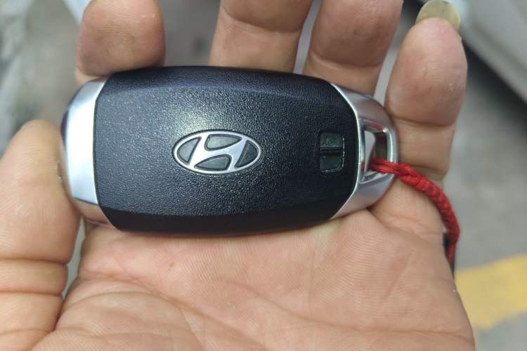 Used Hyundai Elantra 2023 1.5L CVT GLX Elite Edition Vehicle Key