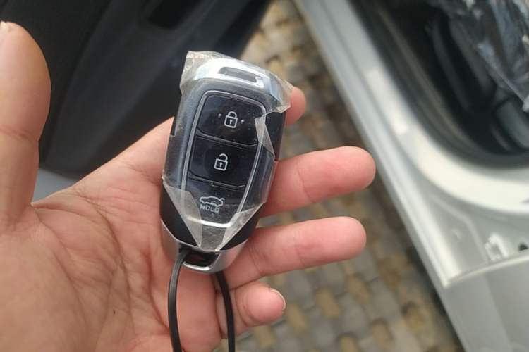 Used Hyundai Elantra 2023 1.5L CVT GLX Elite Edition Vehicle Key