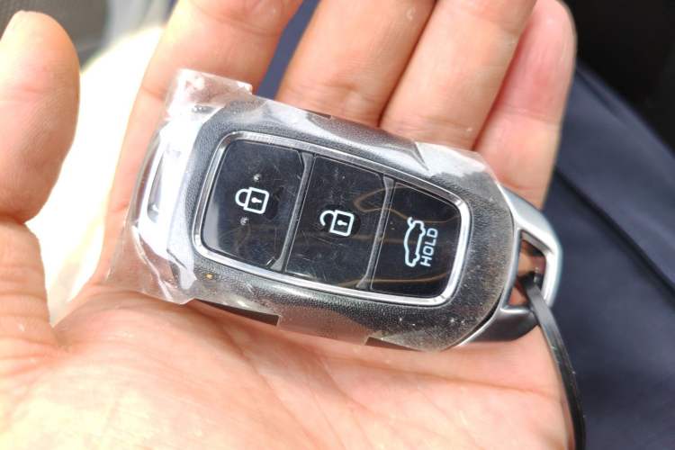 Used Hyundai Elantra 2023 1.5L CVT GLX Elite Edition Vehicle Key