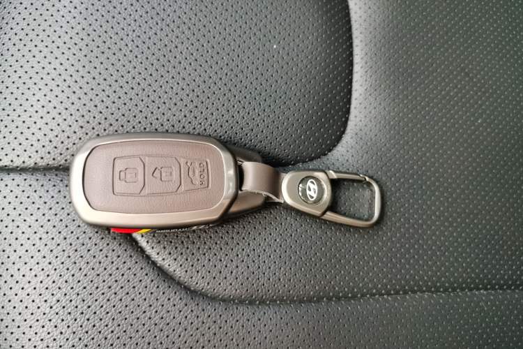 Used Hyundai Elantra 2023 1.5L CVT GLX Elite Edition Vehicle Key