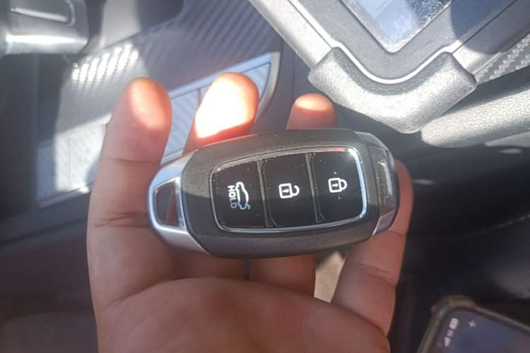 Used Hyundai Elantra 2023 1.5L CVT GLX Elite Edition Vehicle Key