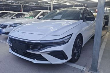 Used Hyundai Elantra 2023 1.5L CVT LUX Prestige Edition