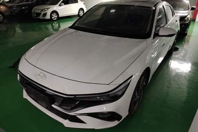 Używany Hyundai Elantra 2023 1.5L CVT GLX Elite Edition