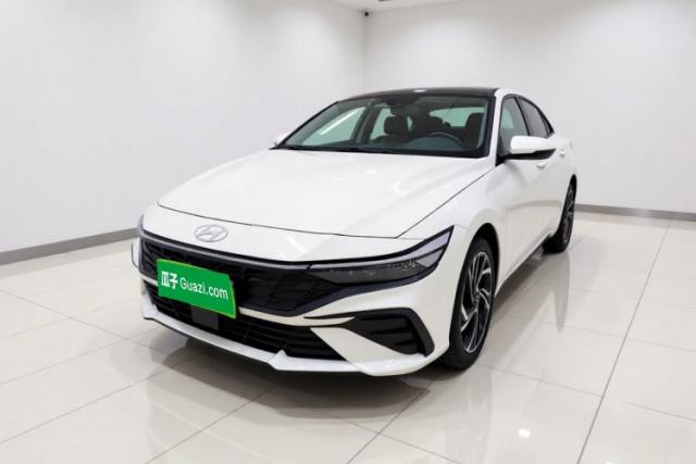 Used Hyundai Elantra 2023 1.5L CVT LUX Prestige Edition