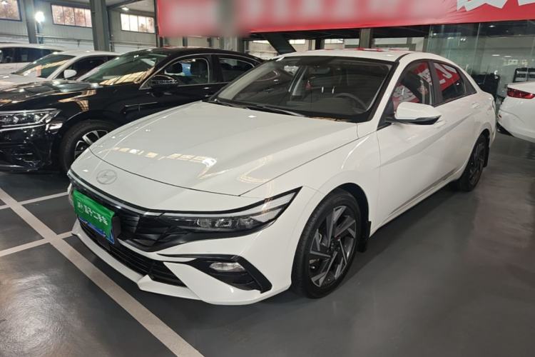 Hyundai Elantra 2023 1.5L CVT GLX Elite Edition