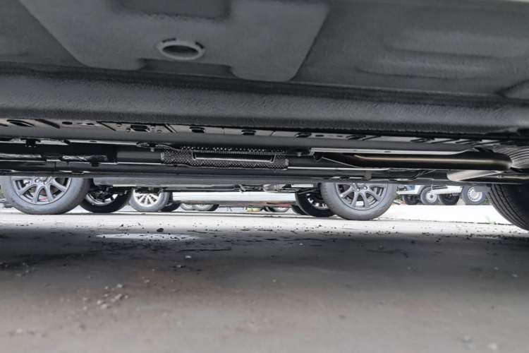 Used Hyundai Elantra 2026 Model 1.5L CVT GLX Elite Edition Left Side Sill