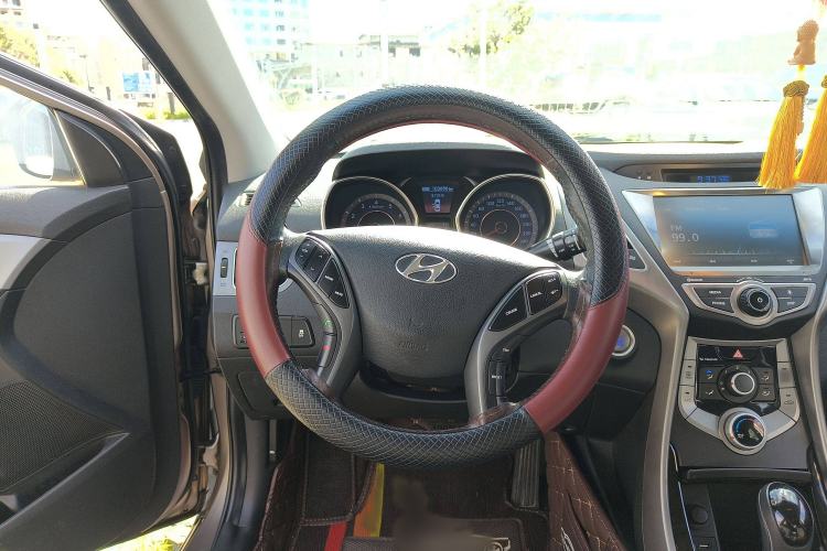 Used Hyundai Elantra (5th Generation / Langdong) 2016 1.6L Automatic Prestige Model Steering Wheel
