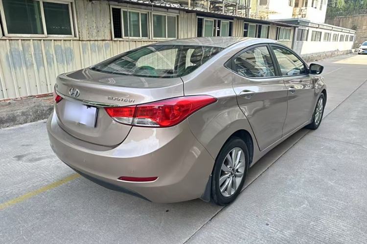 Used Hyundai Elantra (5th Generation / Langdong) 2015 1.6L Automatic Fashion Model Exterior 3